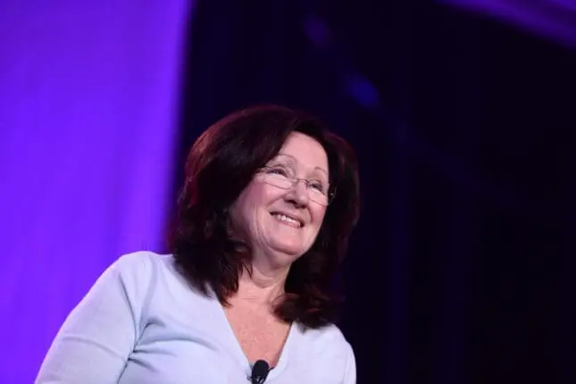 Susan Johnson｜fireside friendshipsⅡ Susan Johnson - Transportation Director at JBS | LinkedIn