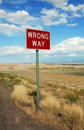 A sign that reads "wrong way"
