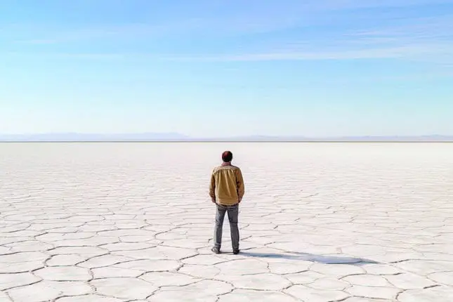 ILLUSTRATION © HC FOTOSTUDIO