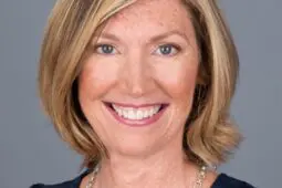 Headshot of Jonice Webb