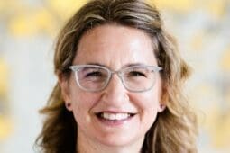 Dafna Lender